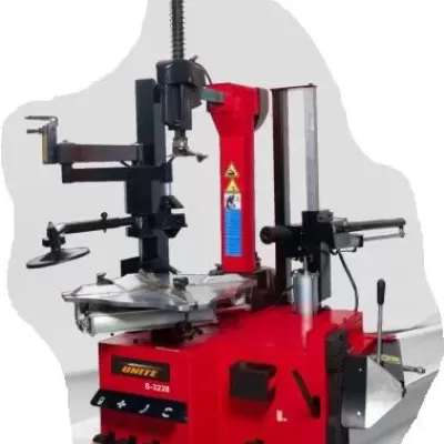 Máy ra vào lốp xe con có tay ép